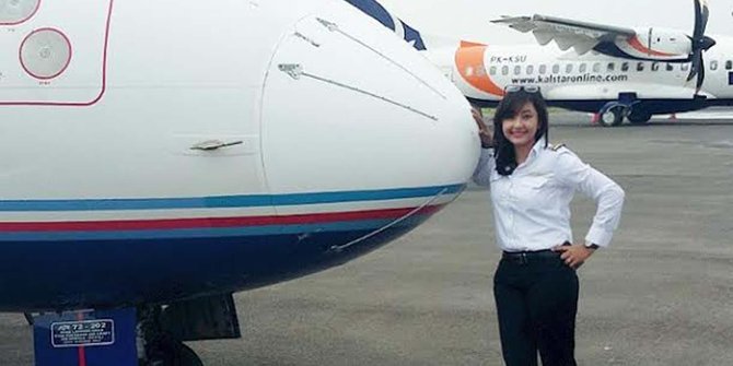 Pilot Cantik Taklukkan Kawasan Ekstrim Papua