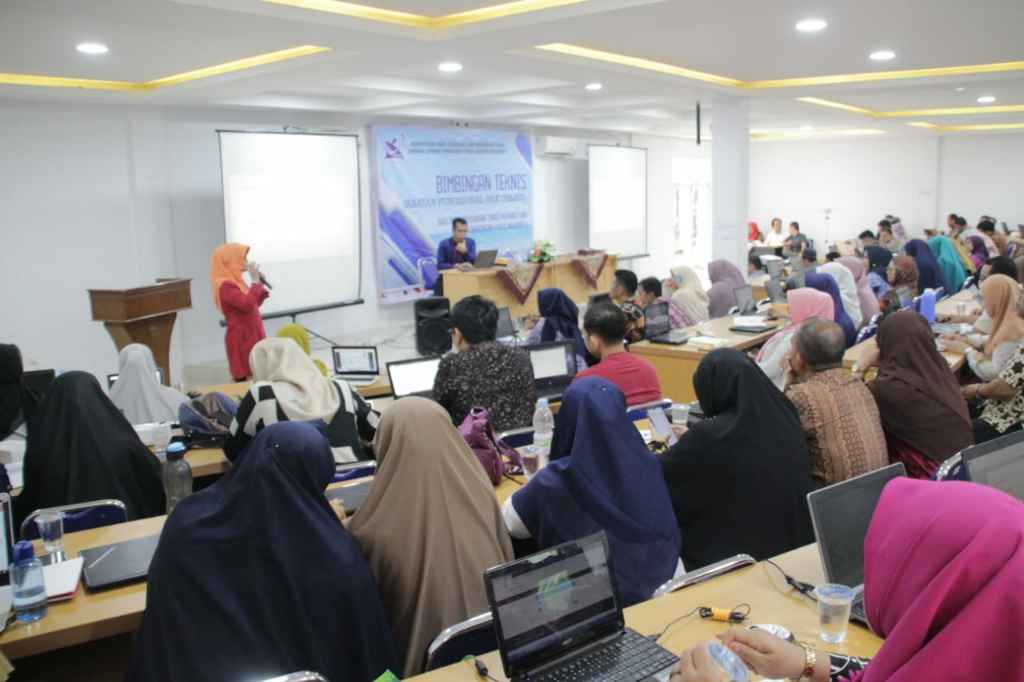 Univ. Abdurrab Menjadi Tuan Rumah Bimtek Jabatan Fungsional Oleh LLDIKTI Wilayah X