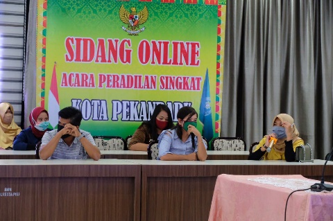 Perdana, Pelanggar PSBB Kota Pekanbaru Disidang Secara Online