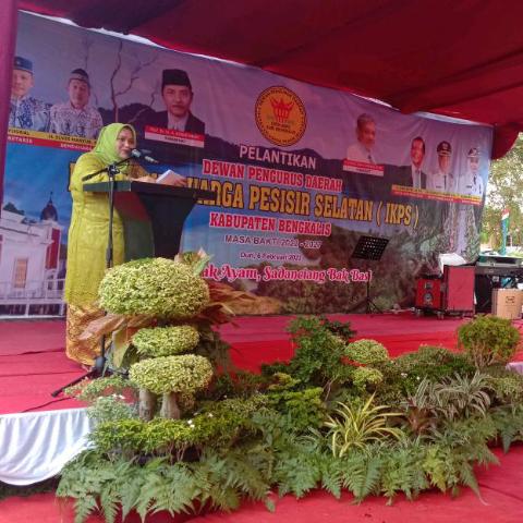 Bupati Kasmarni Hadiri Pelantikan IKPS Bengkalis, Ucapakan Selamat dan Tahniah Kepada Ketua IKPS