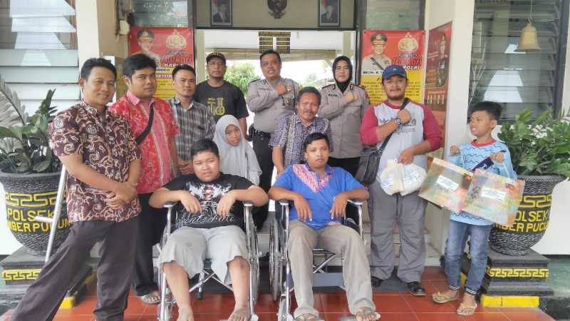 Kaum Difabel, Eka : Terimakasih Ndan Edy atas Bantuan Kursi Rodanya