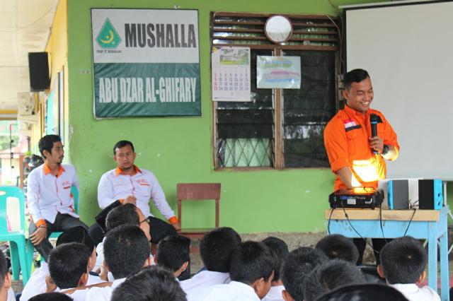 KOPI Sambangi SMPIT Robbani