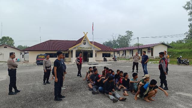 Gabungan Polsek Mandau & Satlantas Polres Bengkalis Amankan 17 Pebalap Liar Dibawah Umur