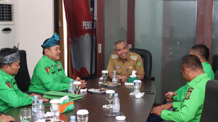 Bangun Sinergitas, Dr. H. Kamsol Sambut Silaturahmi Bersama RMB Kampar