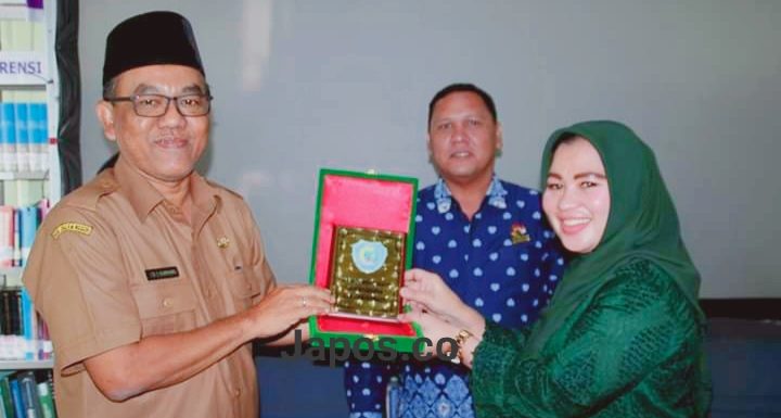 Bunda Paud Labuhanbatu Membuka Stake Holder Meeting