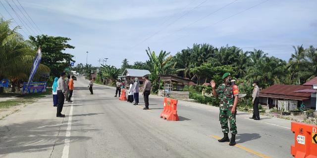 Koramil 03/Mandau Lakukan Pantauan Arus Balik Mudik di Simpang Bangko