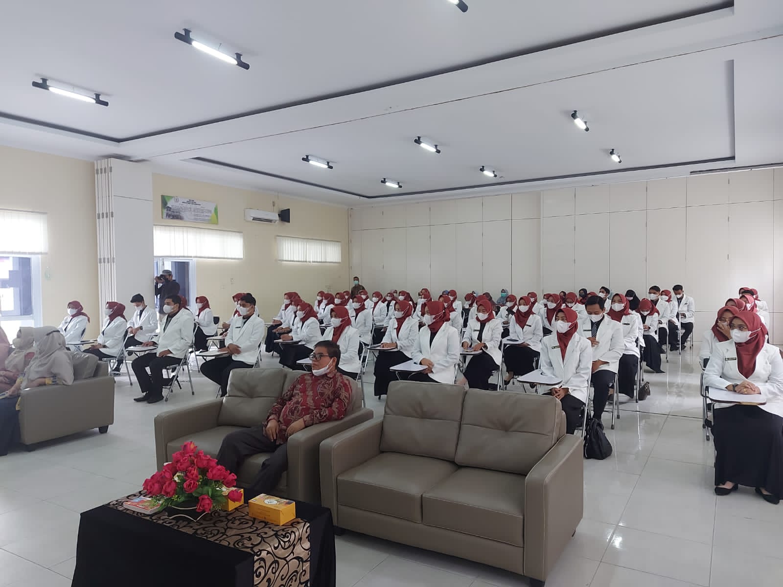 STIFAR RIAU YUDISIUM 58 Orang APOTEKER