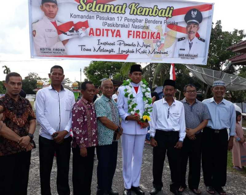 Abu Nazar : Aditya Adalah Icon Anak Muda Kampar Untuk Berprestasi