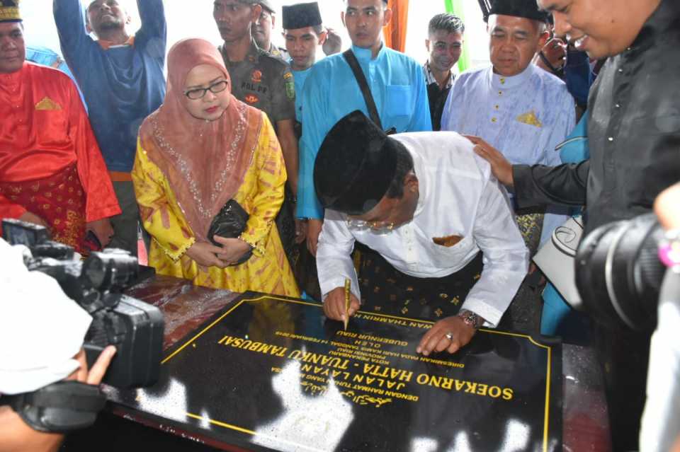 Pemkab Kampar Hadiri Peresmian Jembatan Sultan Abdul Jalil Alamuddin Syah