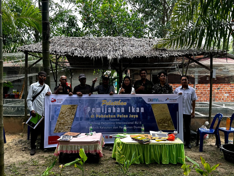 Tingkatkan Kapasitas Kelompok Binaan,PT KPI RU Dumai Gelar Pelatihan Pemijahan Ikan.