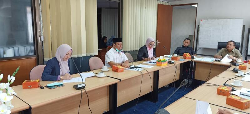 Fraksi PDI Perjuangan DPRD Riau Dorong Perda Pesantren Segera di Sahkan