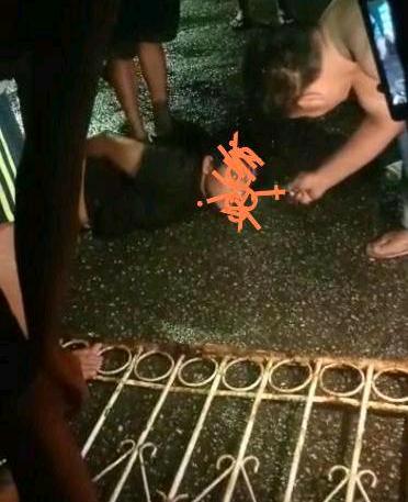 Kedapatan Curi Pagar Rumah,, Warga Batang Dui Tangkap Satu Pemuda Yang Sedang Beraksi