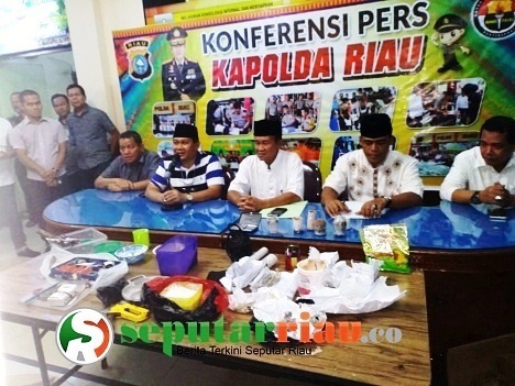 Berhasil Gagalkan Rencana Peledakan Bom, Rektor UR Apresiasi Kinerja Densus 88