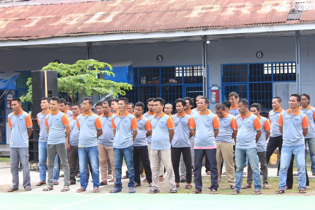 Bupati Labuhanbatu Serahkan SK Remisi WBP Lapas Kelas IIA Rantauprapat
