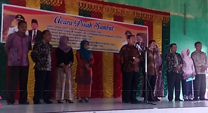 Sertijab Camat Tualang beserta pejabat terkait lainnya di Pemerintahan Kecamatan Tualang