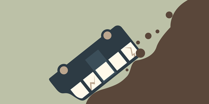 Supir Mengantuk, Rombongan Penerima PKH Terjun ke Parit