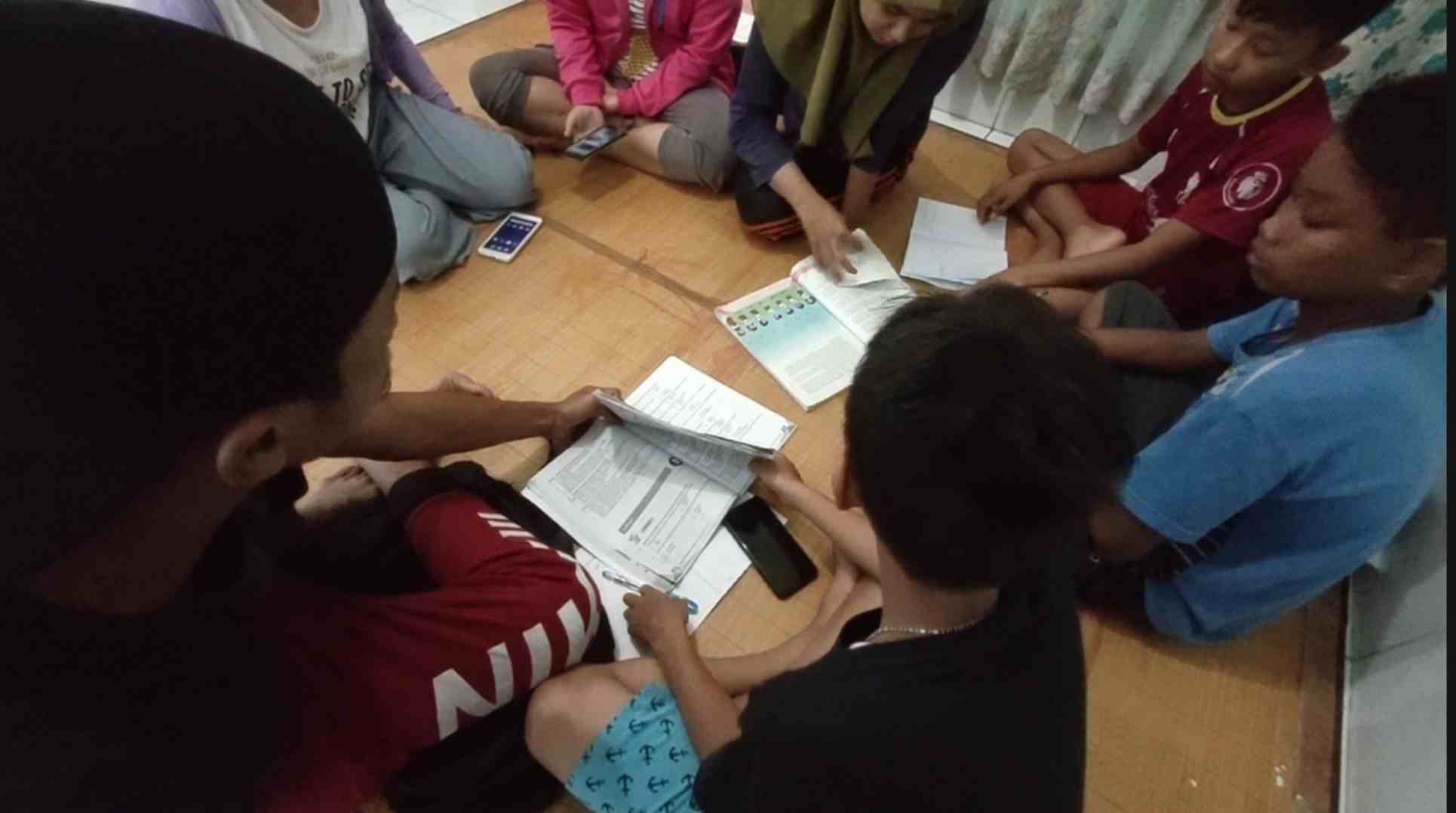 Mahasiswa Kukerta UNRI Gelar Pengadaan Posko Belajar di Kel. Batu Panjang