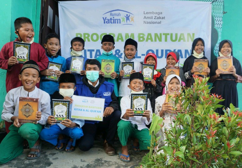 Rumah Yatim Berikan Bantuan Pendidikan Agama untuk MDTA Hubbul Khairiyah Riau