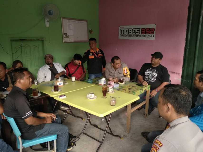 Polres Bengkalis Ngopi Bareng Jurnalis wujudkan Sinergitas Kemitraan