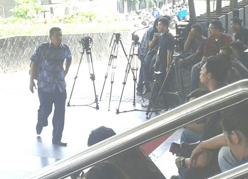 Wakil Ketua DPRD Riau Datangi Gedung KPK