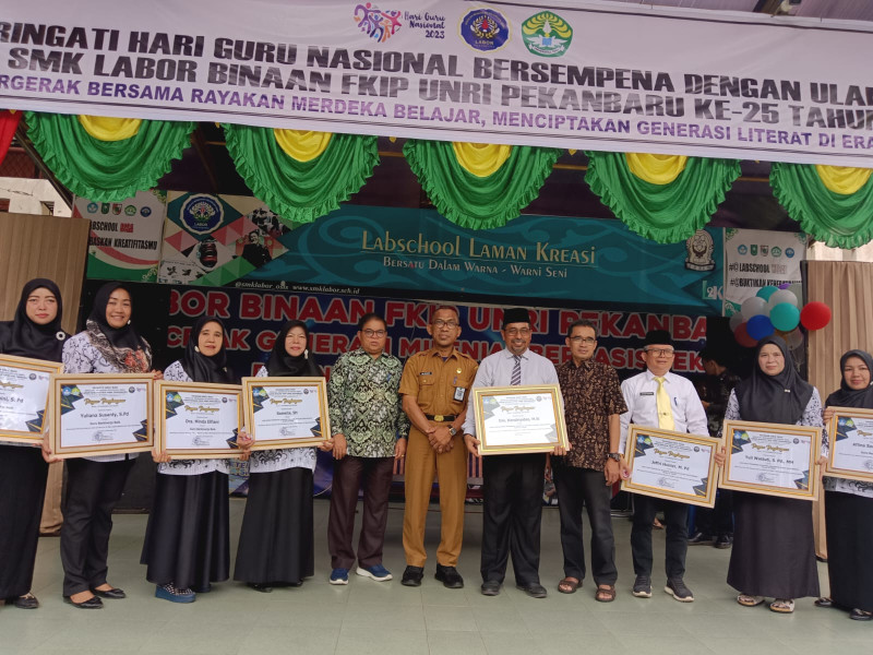 Ulang Tahun Perak SMK Labor, Komitmen Pengembangan Sekolah Berbasis Teknologi Informasi