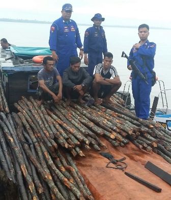 Dit Polair Polda Riau Amankan Satu Kapal Berbendera Malaysia