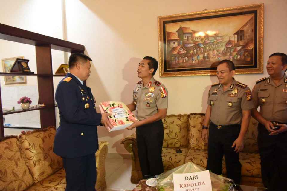 Pagi- Pagi Waka Polda Riau & Rombongan Serbu Markas Danlanud