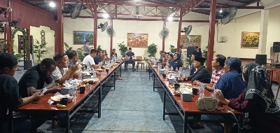 Perkuat Sinergi dan Keterbukaan Informasi, Kapolres Bengkalis Silaturahmi dan Bukber Bersama Insan P