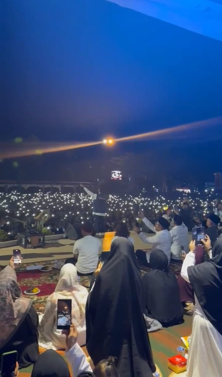 Kampanye Abdul Wahid bersama UAS di Tembilahan, Lautan Manusia Hadir Meramaikan