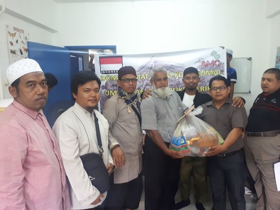 Relawan Dumai Bawa Sembako ke Penampungan Rohingnya Malaysia, Sebagian Uang di Kirim ke Bangladesh