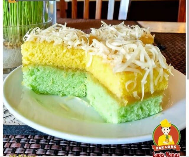 Olahan Nanas Lokal Riau Jadi Kue Lapis