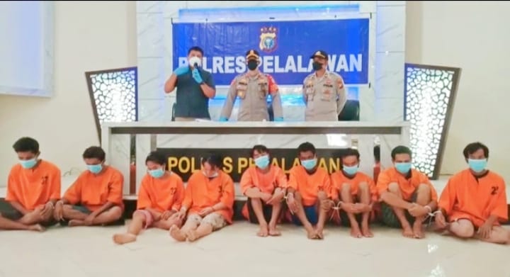 Polres Pelalawan Amankan Sembilan Tersangka Pembunuhan  Terhadap Pasangan Suami Istri