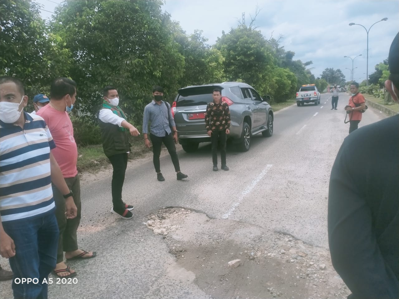 Bupati Pelalawan :  Beberapa Titik Jalan Yang Rusak Dan Berlobang Akan Segera Di Perbaiki