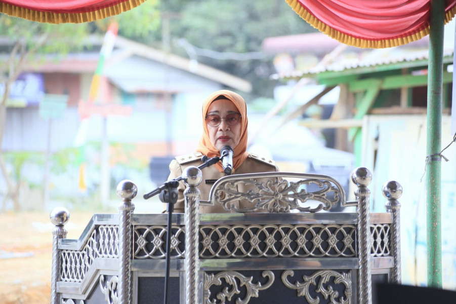 Plt. Bupati Labuhanbatu Meletakkan Batu Pertama Pembangunan Mesjid Al-Muhajirin