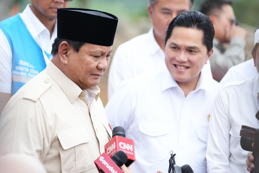 Menteri BUMN Erick Thohir Dampingi Presiden Resmikan Proyek Strategis Ketenagalistrikan di 18 Provin