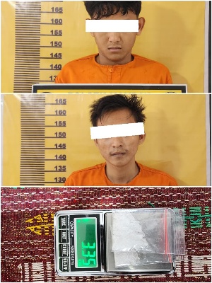 Dua Pria Diamankan Tim Polsek Mandau Serta Barang Bukti Diduga Sabu