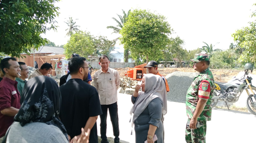 Batas Tanah Cell di Kelurahan Binawidya, Akhirnya dipasang Patok Oleh Pemko Pekanbaru