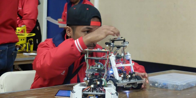 Hebat! Kalahkan AS dan Israel, Indonesia Juara Kontes Robot Dunia