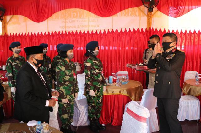 Danlanud RSN Beri Suprise Polda Riau, Sambut Hari Bhayangkara ke - 74