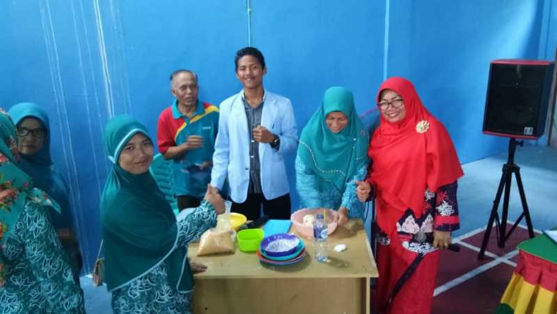 Ditempatkan Di Desa, Justru Mahasiswa UR Kembangkan Inovasi Produk Tahu Tempe