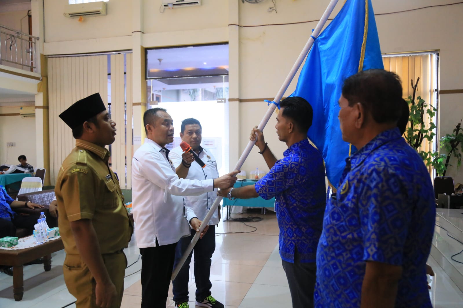 Plt.Kadiskominfo Tutup Konferensi PWI Labuhanbatu