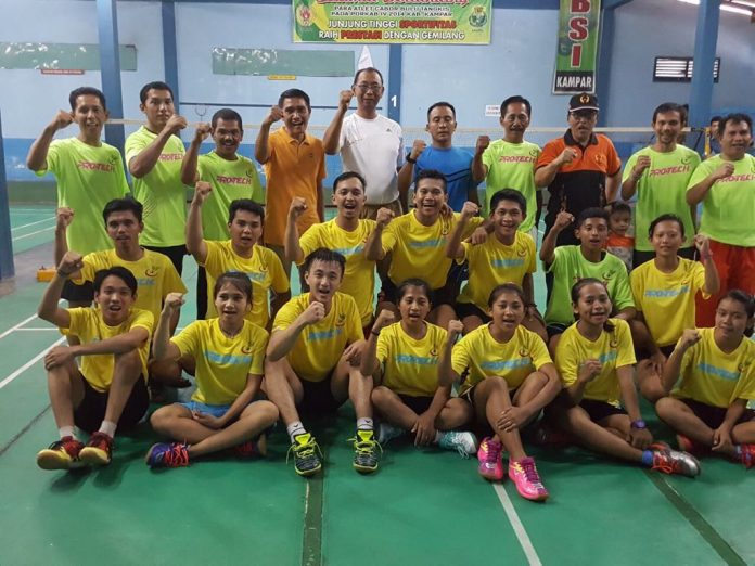 Kampar Melaju ke Final Bulu Tangkis Beregu Putra