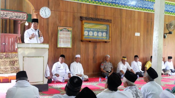 Bupati Inhil Hadiri Istighotsah di Desa Mugomulyo