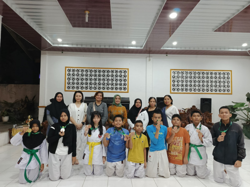 Plt. Bupati Labuhanbatu Sambut Kepulangan Atlet Peraih Medali Kejurda Karate Antar Dojo INKADO