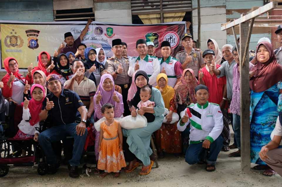 DPW FPI Kota, Dukung Program Jumat Barokah Kapolresta Pekanbaru
