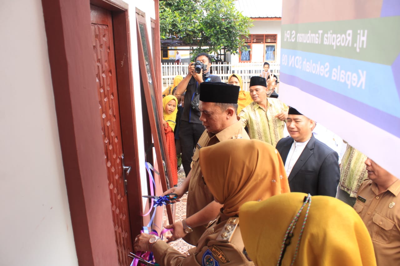 Bupati Labuhanbatu Resmikan Musholah Amaliah SDN 09 Rantau Selatan