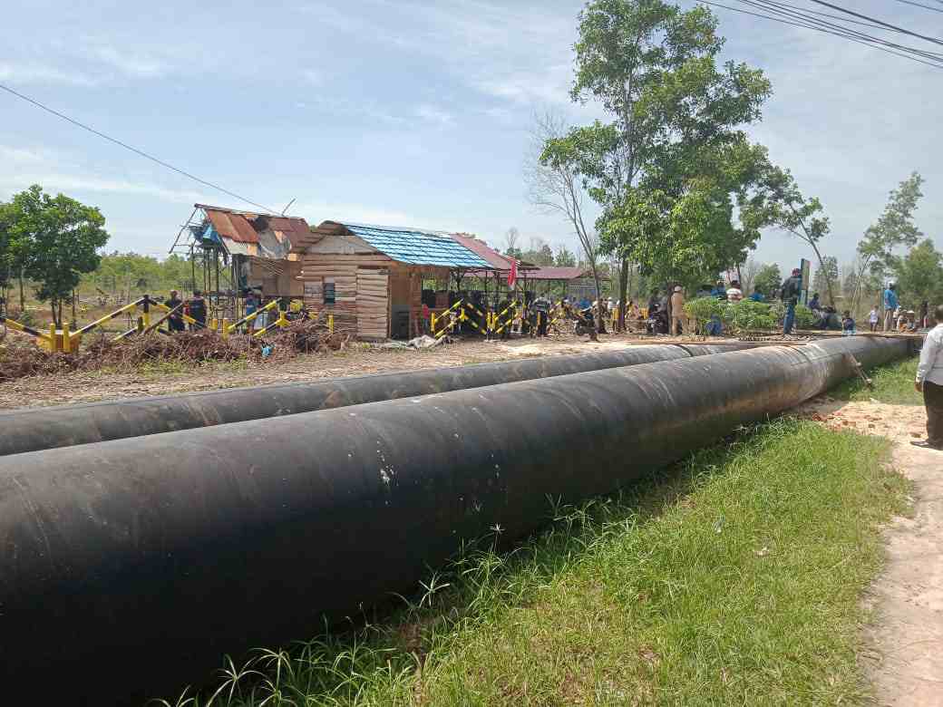 Bangunan Ruli Di Tanah Konsesi Milik Pertamina Kawasan Bandara Pinang Kampai Dumai dibongkar