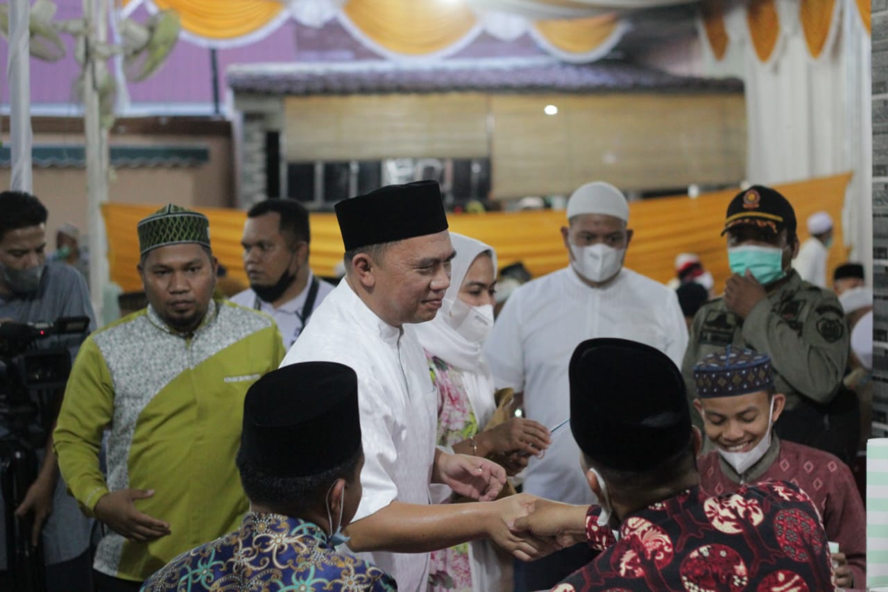 Silaturahmi Dengan Anak Yatim, Bupati: Tetap Semangat dan Jangan Patah Arah
