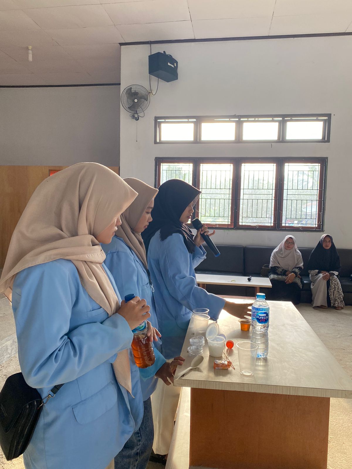 Mahasiswa KUKERTA UNRI Gelar  Pelatihan Pembuatan Sabun Dari Minyak Jelantah