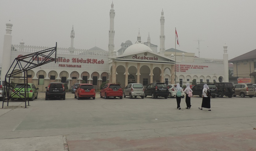 Universitas Abdurrab Siapka Beasiswa Bagi Mahasiswa Penghafal Qur'an